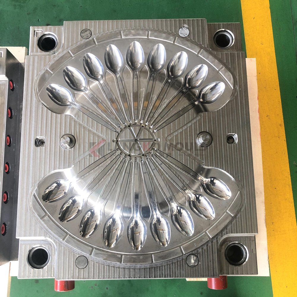 Plastic 18-cavity spoon mold