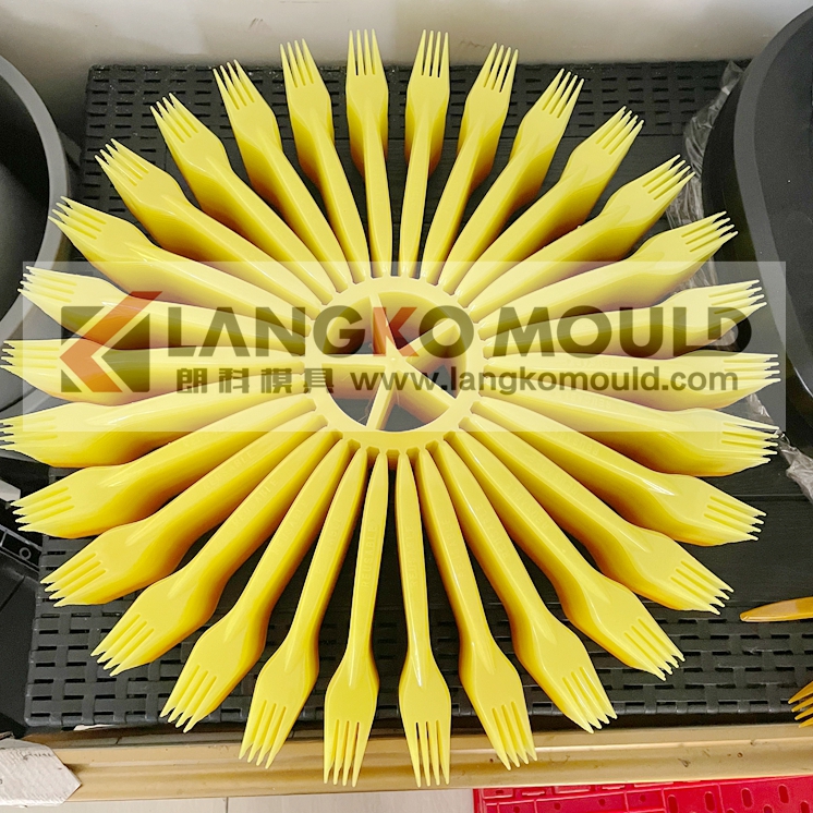 <b>30-cavity fork mold available for sale</b>